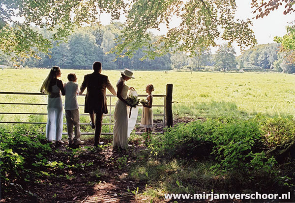 © Mirjam Verschoor bruidsfotografie in bos
