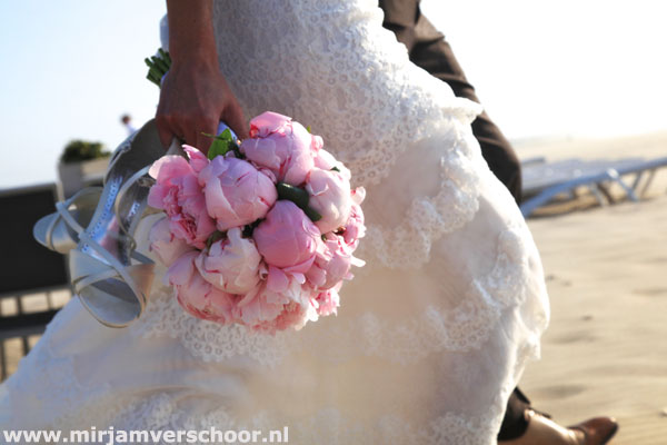 © Mirjam Verschoor bruidsfotografie strandreportage